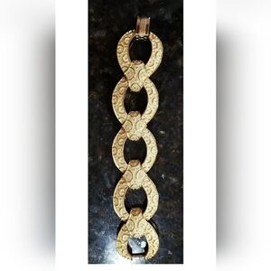 Vintage Crown TRIFARI "Circes Oval" Goldtone Bracelet